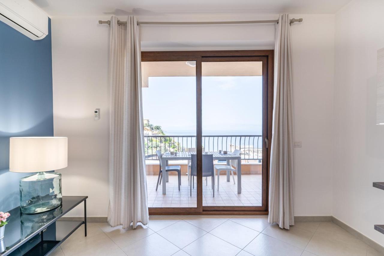 Calipso Big Apt With Sea View, Parking & Pool Taormina Exterior foto